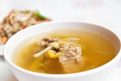 Chinese style soup with day lily and sparerib