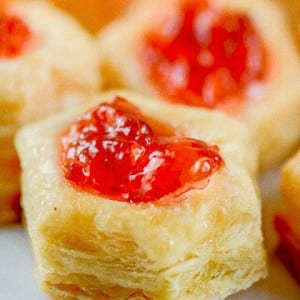 Jelly Pomegranate Jalapeno and Cream Cheese Puff Pastry