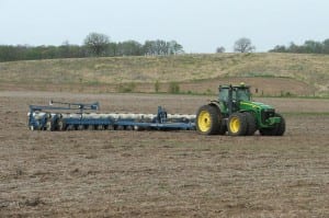 John Deere 8530 tractor with Kinze 3700 planter