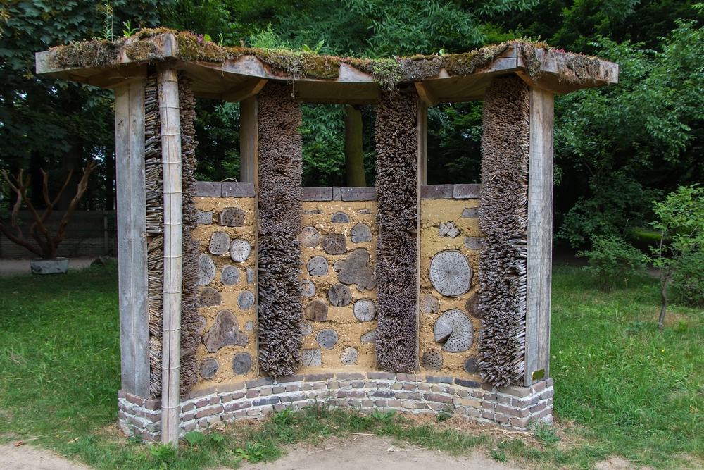 bee house