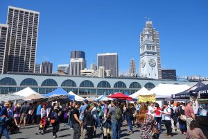 Farmer's_Market_at_the_Ferry_Building_-_San_Francisco,_CA_-_DSC03586