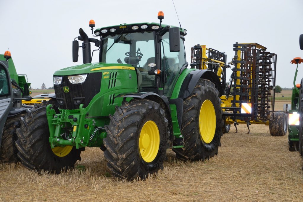 John Deere Agrees to Right to Repair Under Certain Conditions