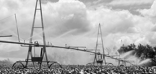 Center-pivot irrigation Invention